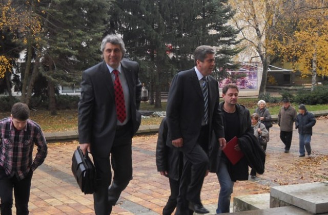 Няма основания за сериозни промени в правомощията на президента, смята Георги Първанов