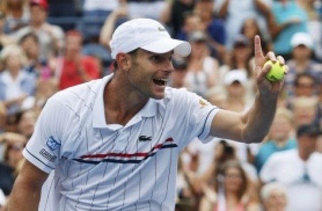 Родик победи Мъри в демонстративен турнир по тенис