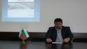 Прокуратурата рови канализацията на Куклен