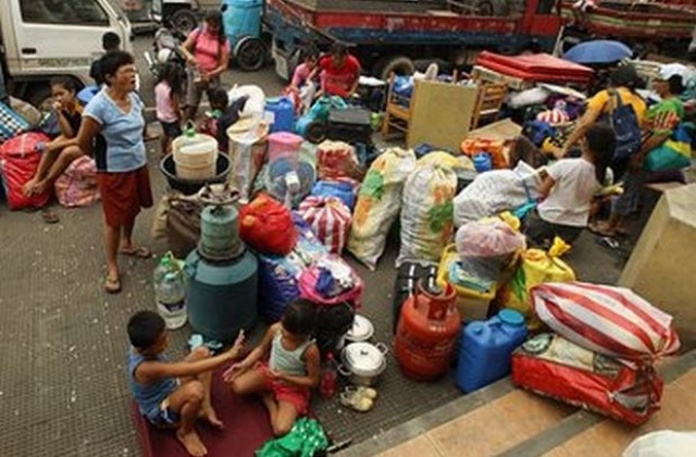 Филипините очакват най-силния тайфун за тази година