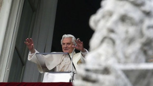 Името на регистрацията на папата в Туитър е pontifex