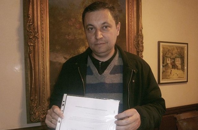 Яне Янев разследва незаконен хотел до манастир „Свети Георги”