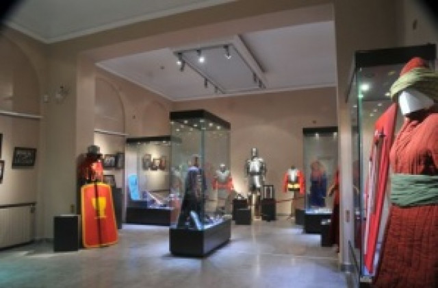 Показват уникална османска броня в Археологическия музей