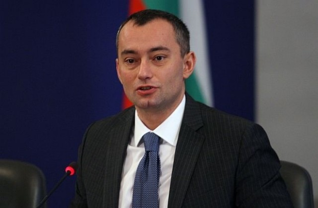 Младенов не обсъдил с парламента становището ни за Палестина