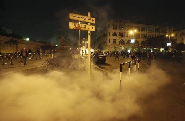 В Кайро избухнаха сблъсъци между полиция и протестиращи