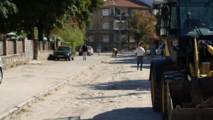 Пълен ремонт на улицата зад Малката базилика