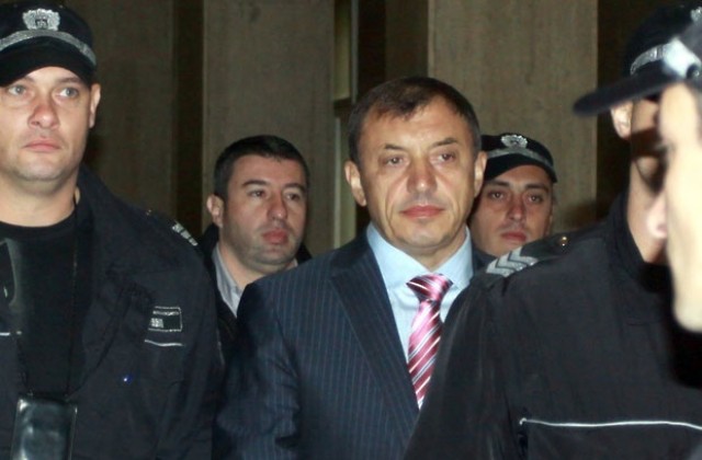 Съдът назначи експертиза за здравето на Алексей Петров