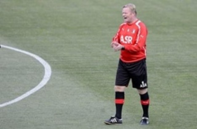 Роналд Куман удължи договора си с Фейенорд