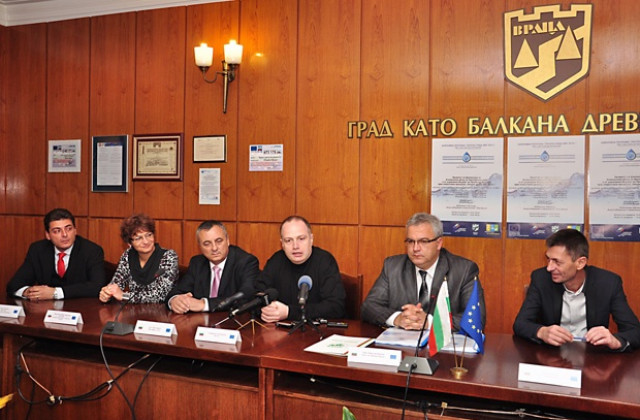 Подписаха и договора за ІІ-рия етап на Водния цикъл