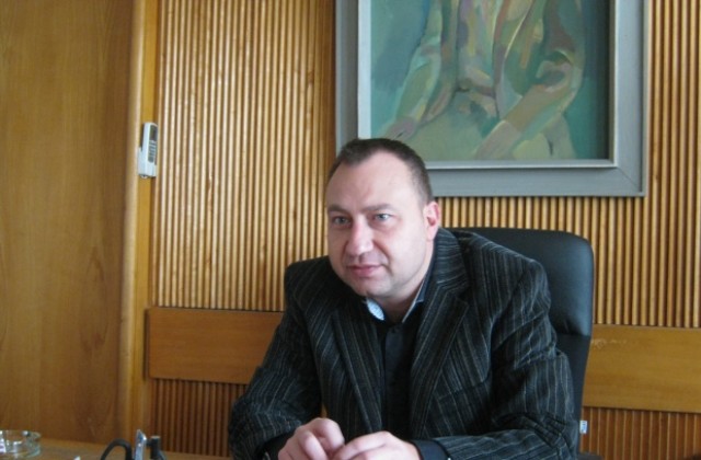 Ивайло Константинов съди Дангов за 50 000 лв.