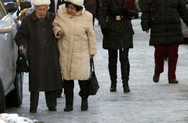 Пенсиите ще се увеличат средно с 9,3% от 1 април