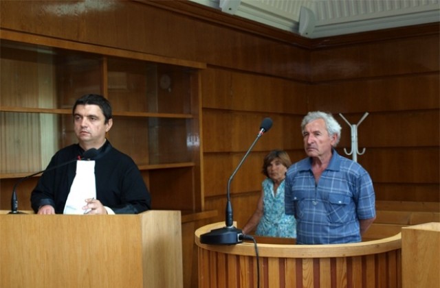 Ефективна стана присъдата за стрелба по човек заради убита котка