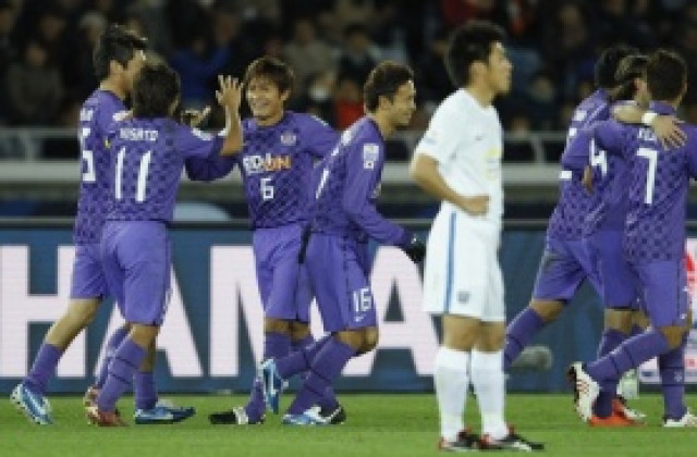 Световното клубно първенство започна с мач за историята