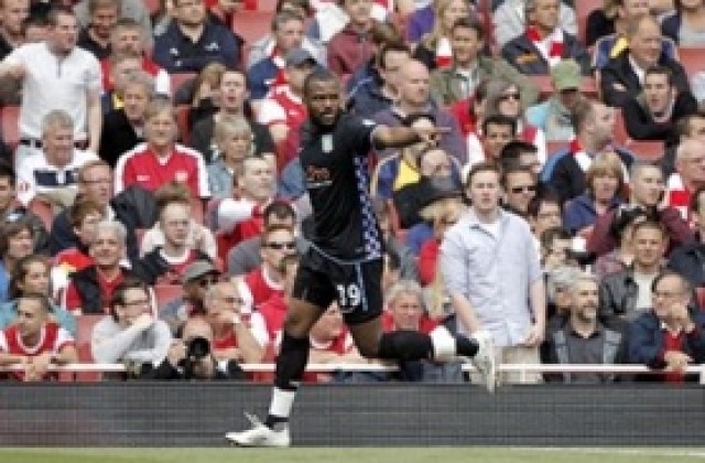 Ливърпул спасява Дарън Бент от Астън Вила срещу 18 милиона?