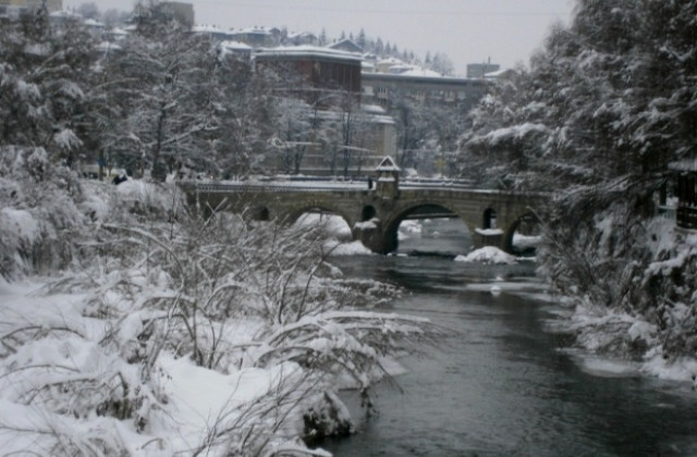 Почти без  валежи