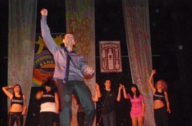 Театър-школа „Артистисимо“ празнува трети рожден ден