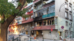 Всички трафопостове задължително с предпазни клапани