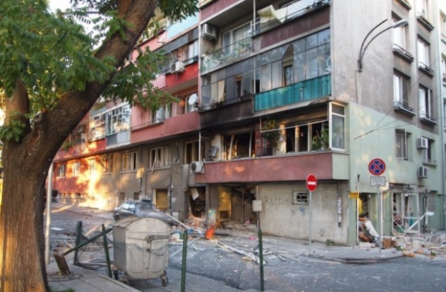 Всички трафопостове задължително с предпазни клапани