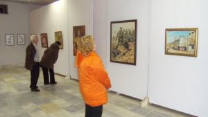 Горнооряховските художници подредиха коледна изложба