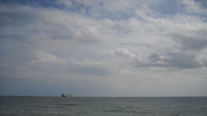 Пристанището затворено заради силен вятър