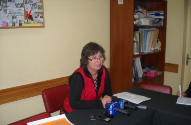 Бавно, но славно интервенционните запаси стигат до селата на община Кюстендил