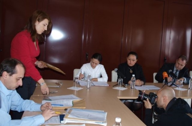 Избират строител на лот 2 от АМ Струма