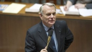 Френският премиер представя план за борба с бедността