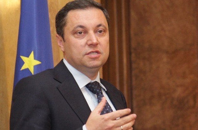 Сигнал срещу Гугушева и в комисията, разследваща корупция по високите етажи