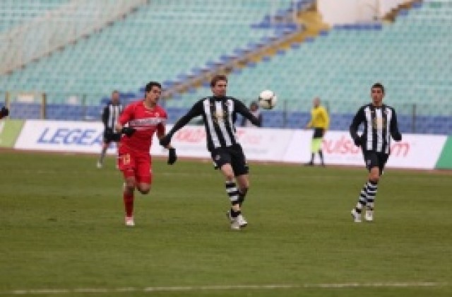 Мишел Платини прояви своеволие – избяга от ЦСКА