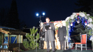 Красива коледа елха украси Бяла Слатина