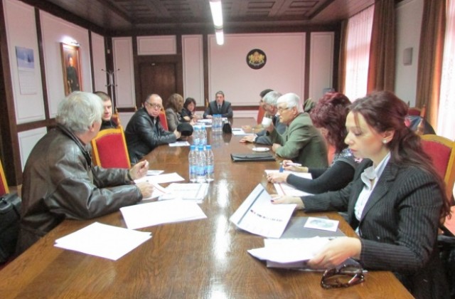 В Г. Оряховица разпределиха местата в СИК за референдума