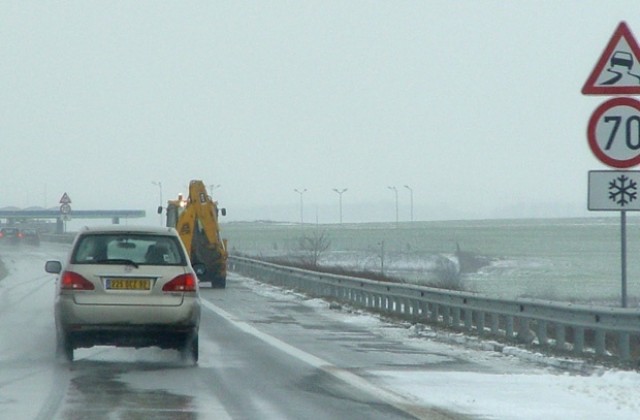 Пътят Русе-Разград-Шумен затворен до 10 ч.