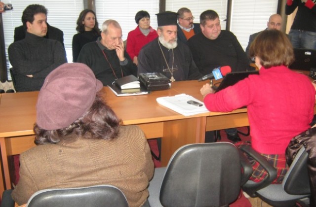 28 археологически обекта са открити при обследване край Червен брег, Яхиново и Крайници