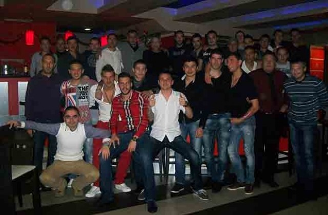 Купон за края на полусезона събра футболисти на дансинга