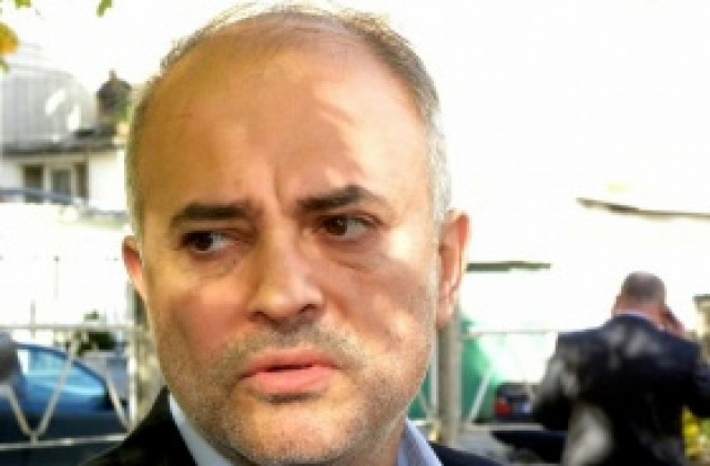 Над 51 000 младежи намерили работа от началото на годината чрез бюрата по труда