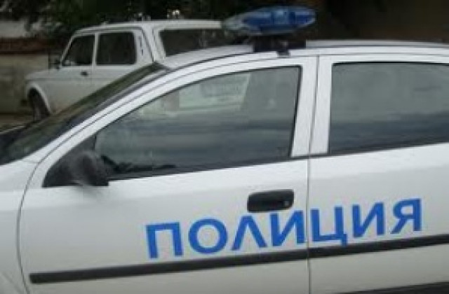 2420 лв. и документи задигнаха с метална каса от офис в Харманли