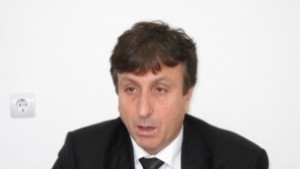 К Димитров Правителството разчита административно да спечели парламентарните избори