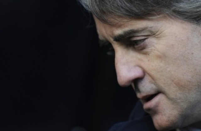 Манчини най-сетне похвали играчите си и сплаши Балотели