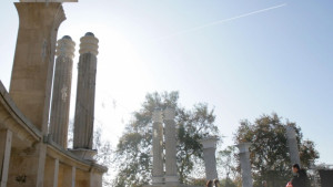 Варненци минават през лабиринт на усещенията