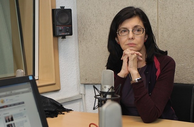 Меглена Кунева заложи на Силвия Балинова в Дупница