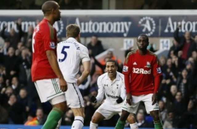 ВИДЕО: Тотнъм прекърши „лебедите“ при завръщането на Скот Паркър