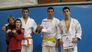 Два медала за край на годината за врачанското джудо