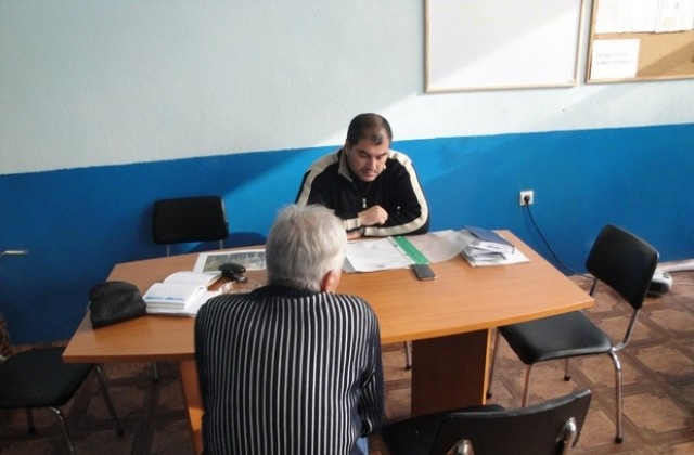 Разписанията на два влака през Дряново се запазват