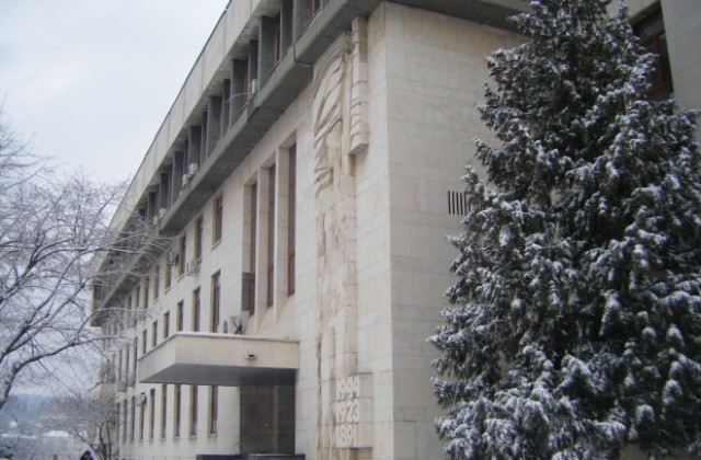 Областна управа награждава победителите в конкурс за електронна картичка