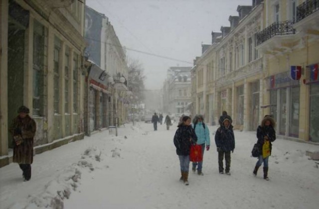 Тирове задръстиха бул. Хр. Ботев. Бъзън остана без ток