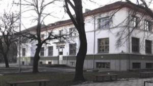 15годишен подал фалшивия сигнал за бомба в Езикова гимназия
