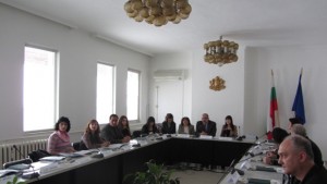 Спад в броя на колективните трудови договори