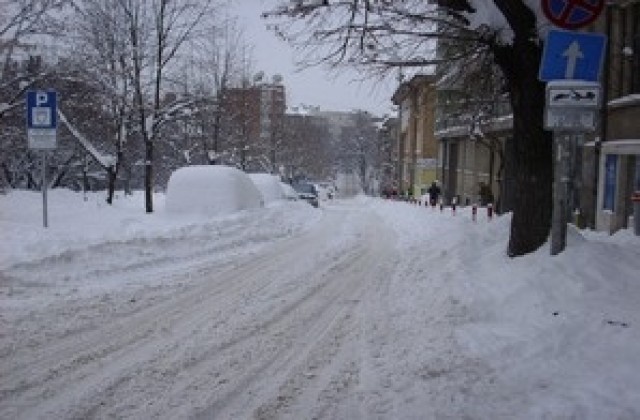 Пътната обстановка остава усложнена