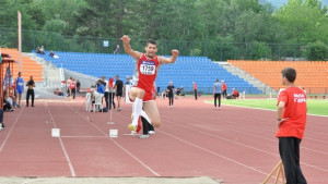 Лекоатлетът Момчил Караилиев е Спортист 1 на Сливен за 2012