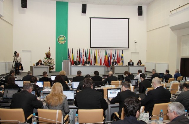 Променят маршрута на автобуси